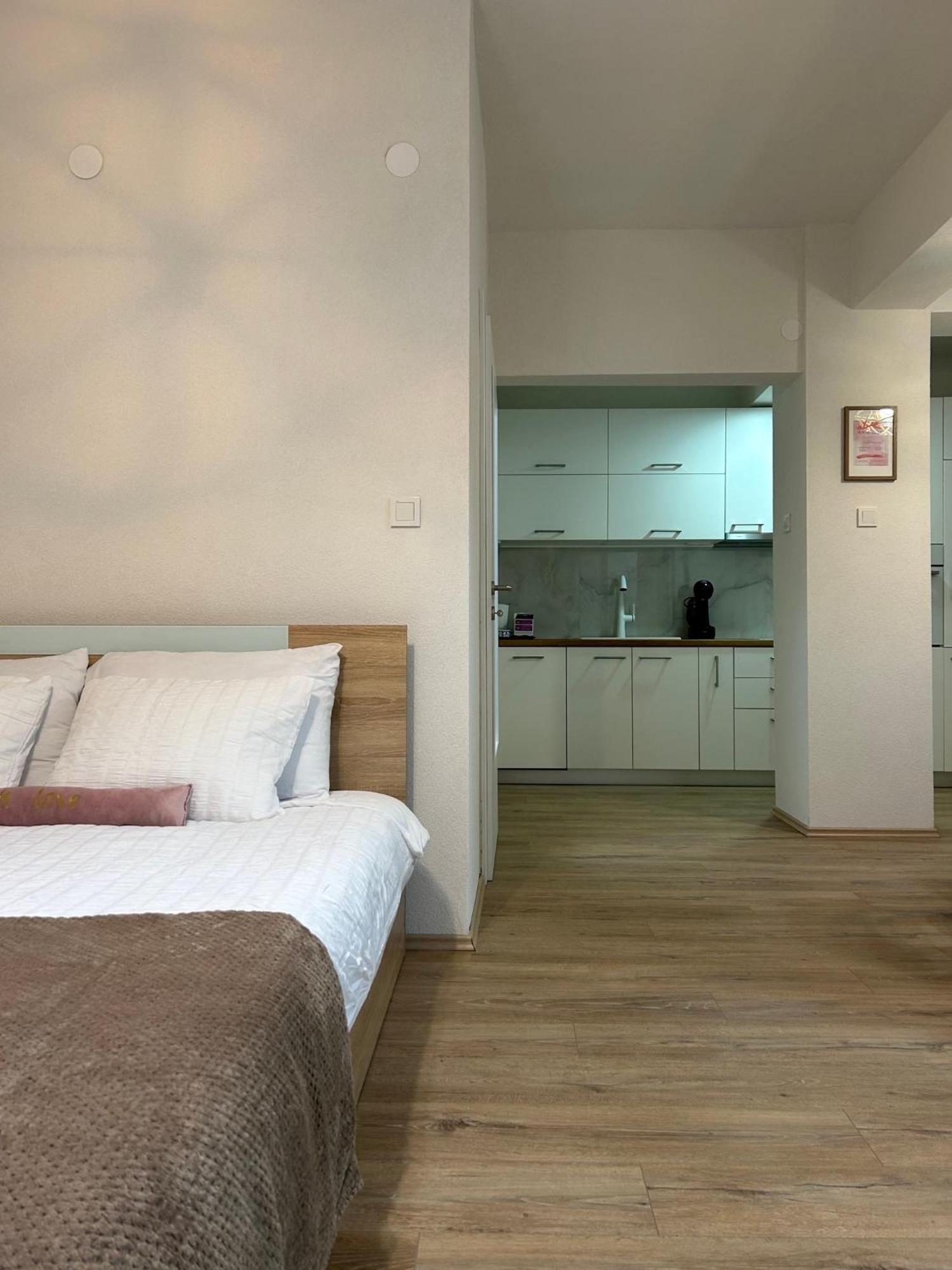 Appartement The *